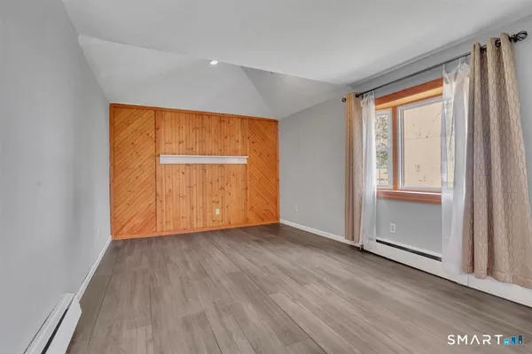 $259,900 | 20 Nassau Circle, East Hartford, CT 06118