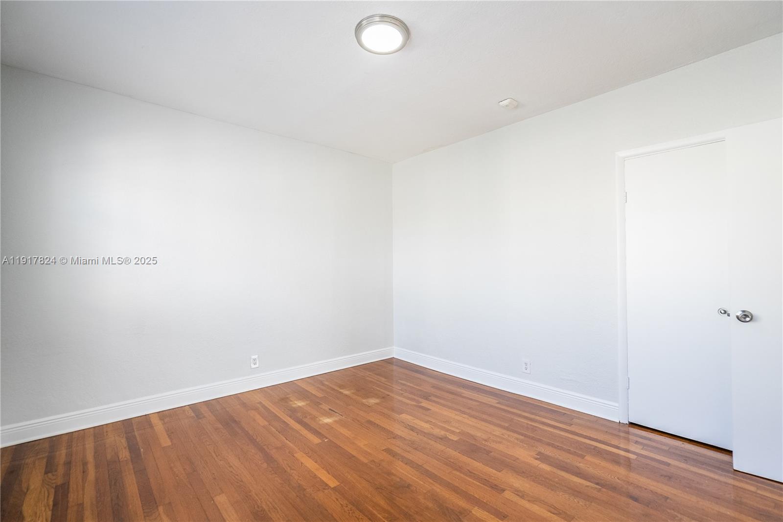 330 84th Street, Unit 12 Miami Beach, FL 33141 - Photo 17 of 20 a view of an empty room