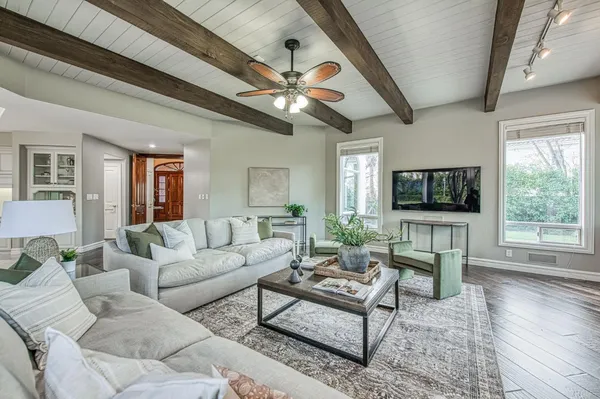 $2,090,000 | 10198 North Spanish Bay Drive, Fresno, CA 93720
