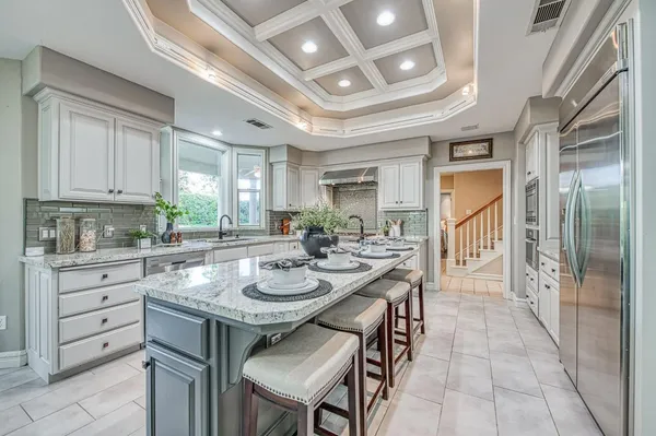 $2,090,000 | 10198 North Spanish Bay Drive, Fresno, CA 93720