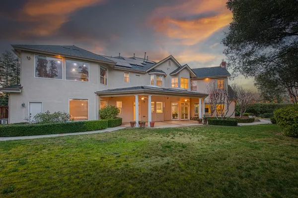 $2,090,000 | 10198 North Spanish Bay Drive, Fresno, CA 93720