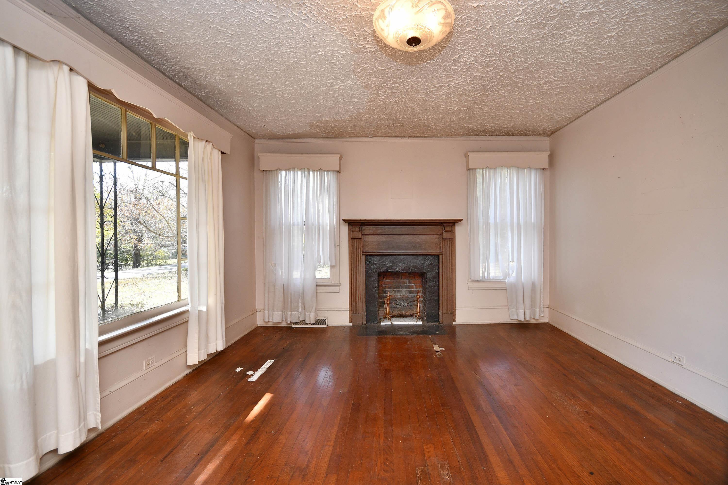 75 West Tyger Bridge Road Taylors, SC 29687 - Photo 7 of 27