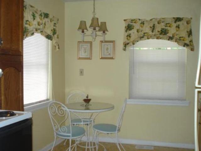 404 Cape Cod Drive Springfield, OH 45505 - Photo 10 of 22