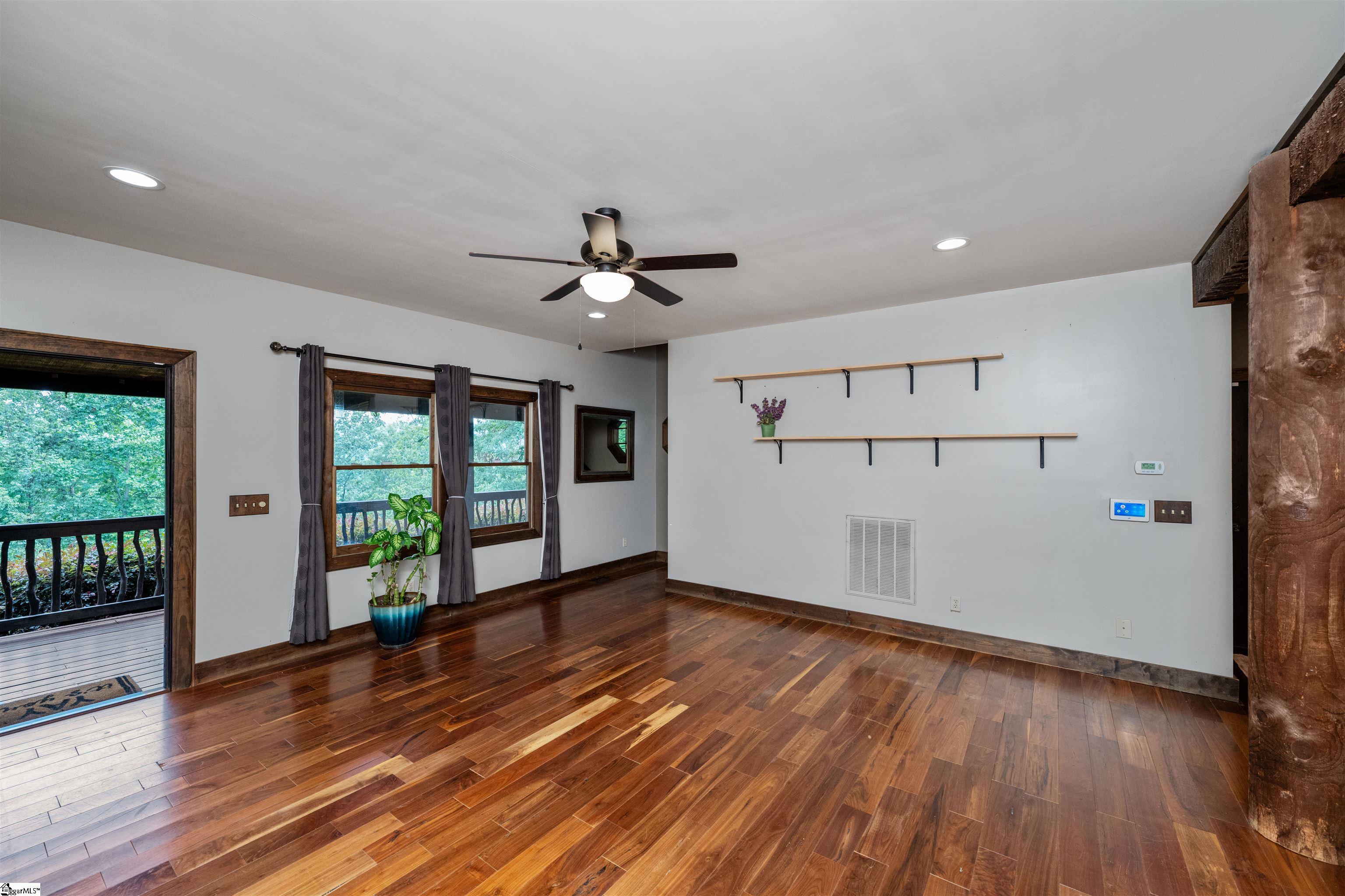 616 Connelly Road Pickens, SC 29671 - Photo 5 of 49