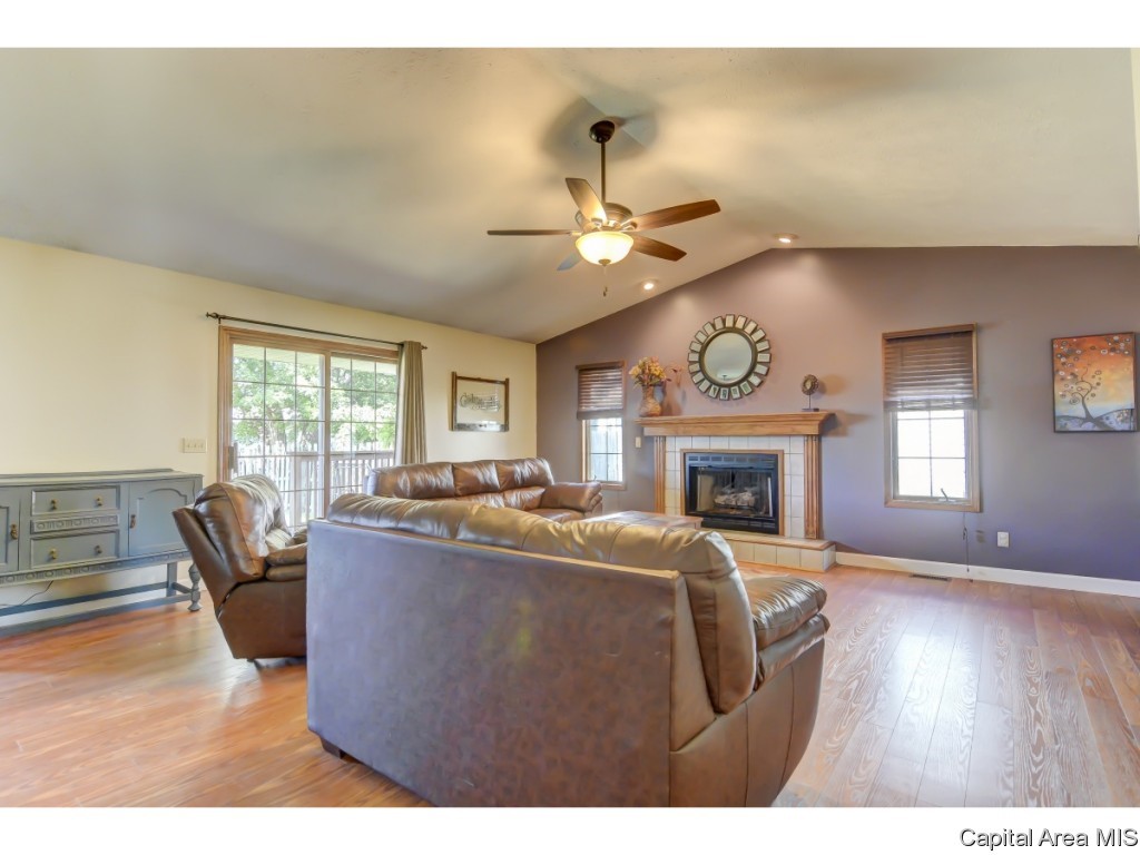 2617 Steiler Place Springfield, IL 62703 - Photo 2 of 22