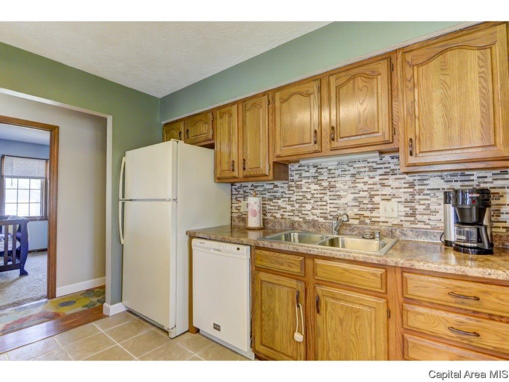 2617 Steiler Place Springfield, IL 62703 - Photo 7 of 22