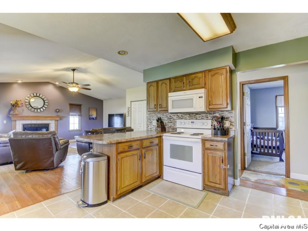2617 Steiler Place Springfield, IL 62703 - Photo 9 of 22