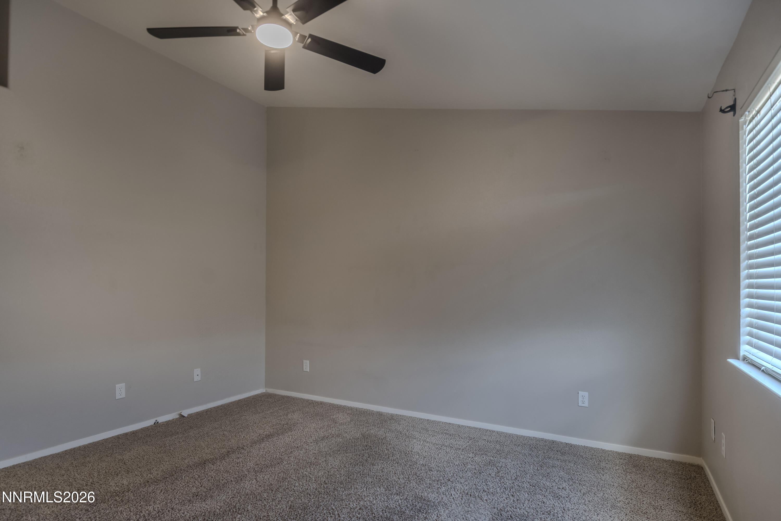 270 Emigrant Way Fernley, NV 89408 - Photo 11 of 29 Emigrant24 (1)