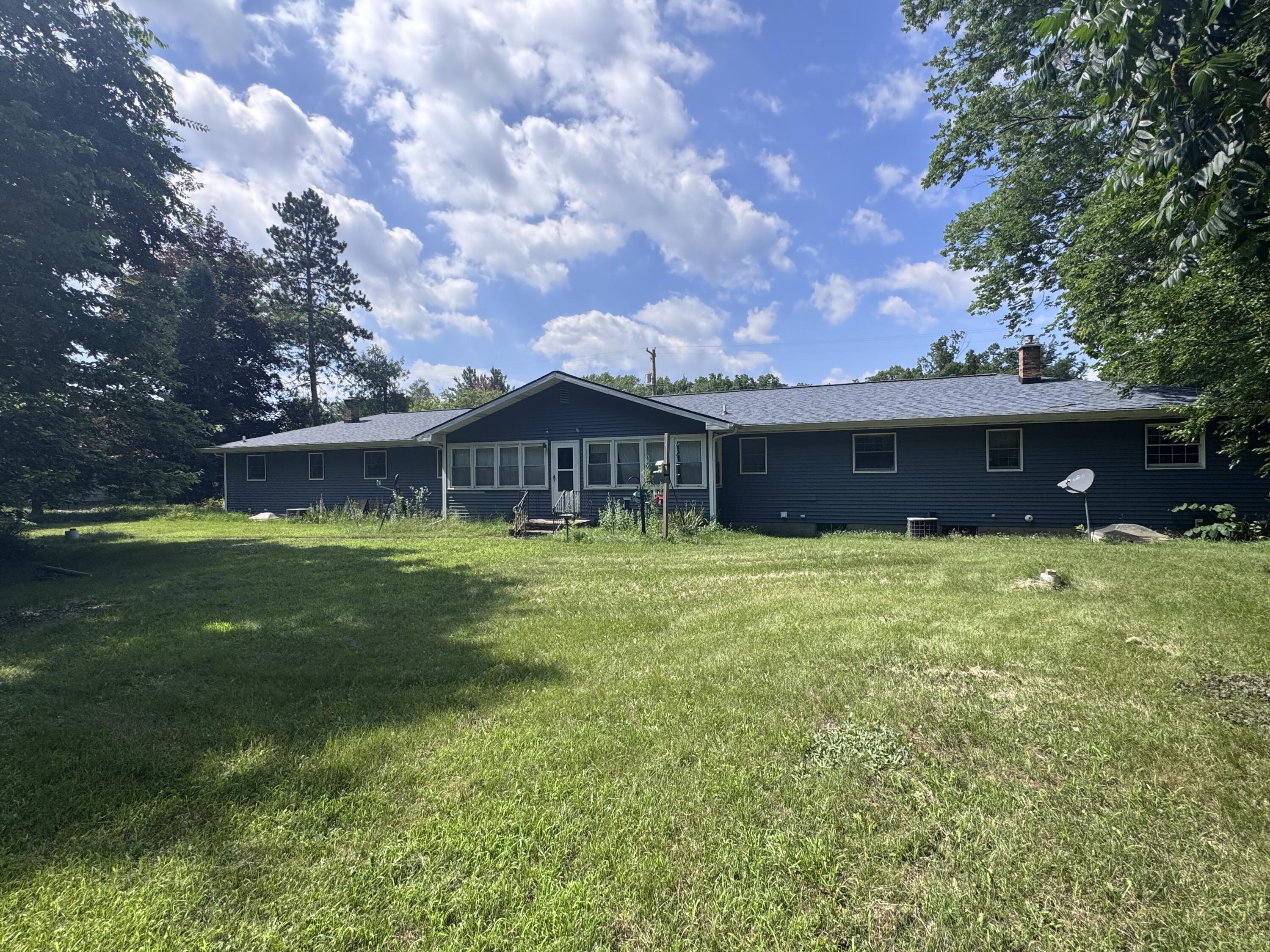 518 Lincoln Road Otsego, MI 49078 - Photo 5 of 39 IMG_8218