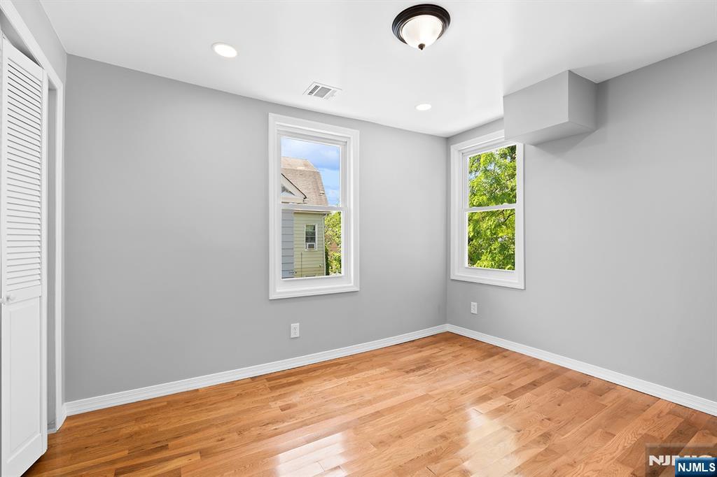 7 South Valley Road West Orange, NJ 07052 - Photo 22 of 34
