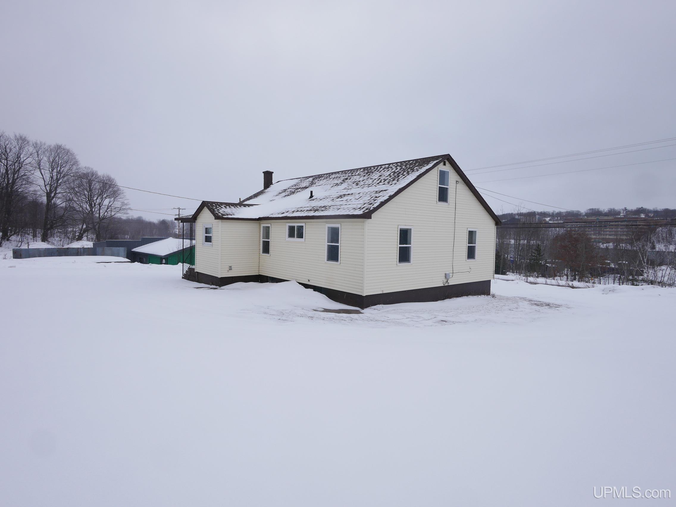 21322 Royce Road Hancock, MI 49930 - Photo 33 of 36 Gallery Image 33