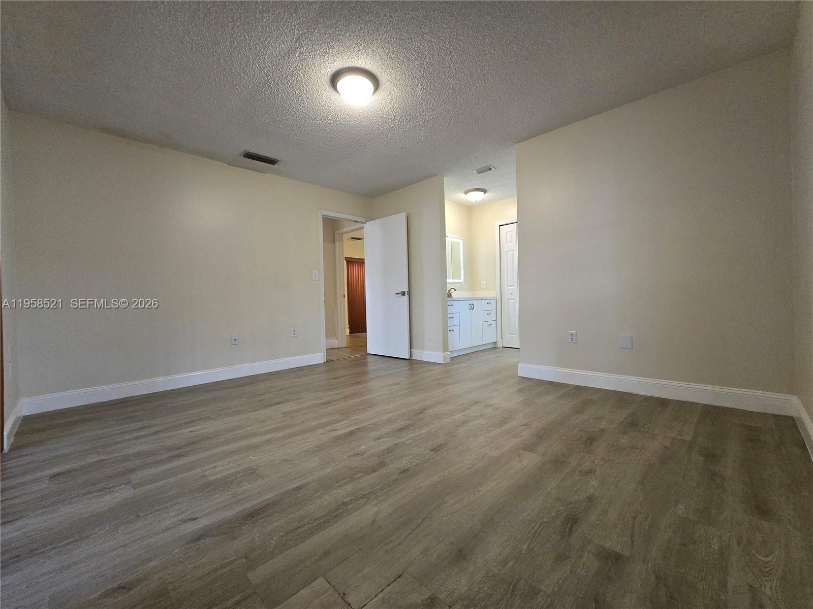 14464 Southwest 96th Terrace Miami, FL 33186 - Photo 18 of 34