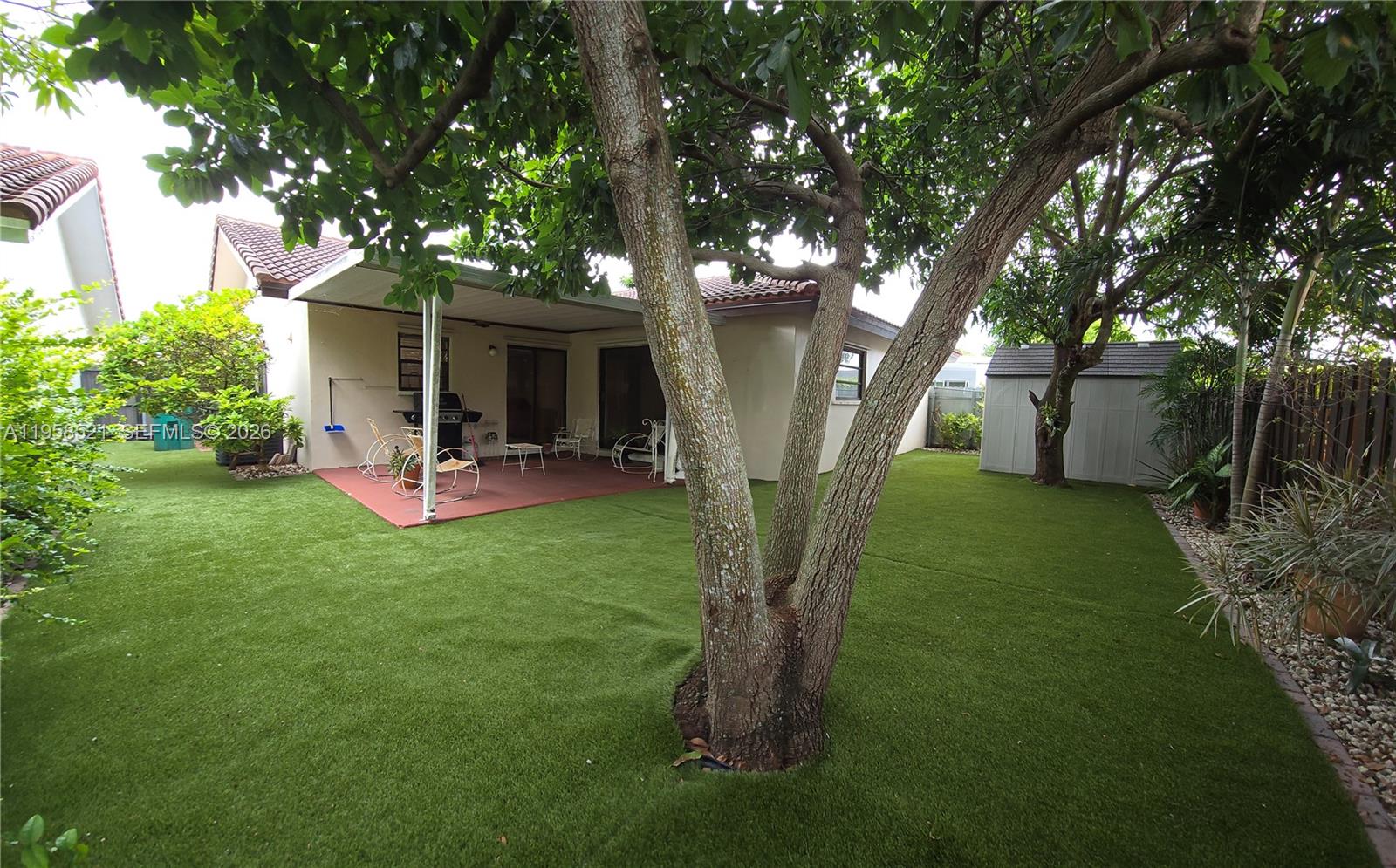 14464 Southwest 96th Terrace Miami, FL 33186 - Photo 32 of 34