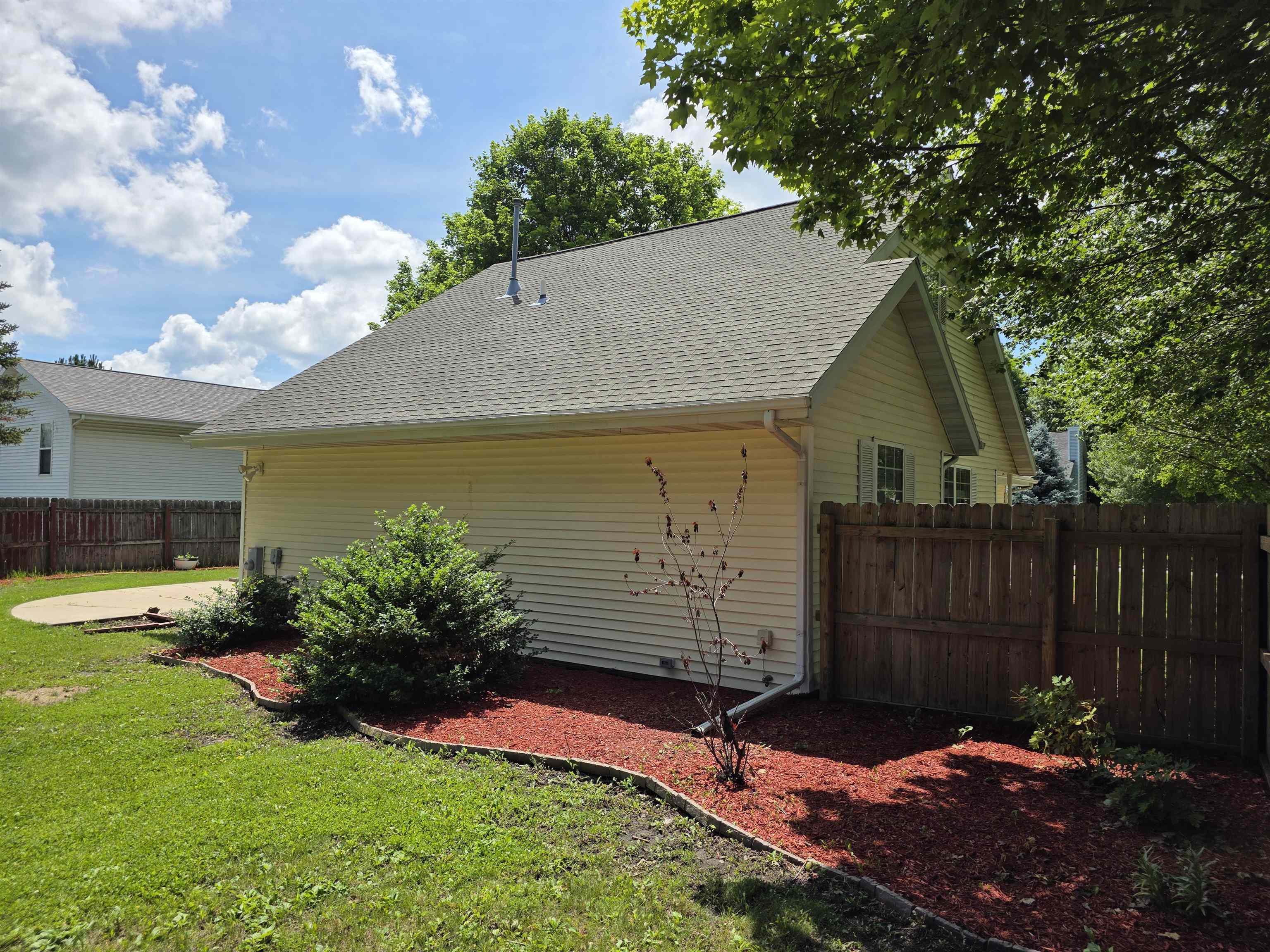 2221 Alongi Lane Beloit, WI 53511 - Photo 33 of 33