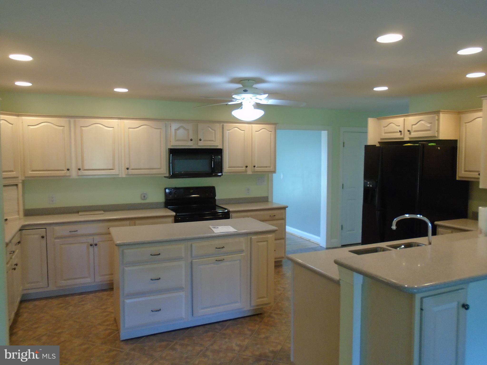 241 French Road Shenandoah Junction, WV 25442 - Photo 6 of 35 Kitchen