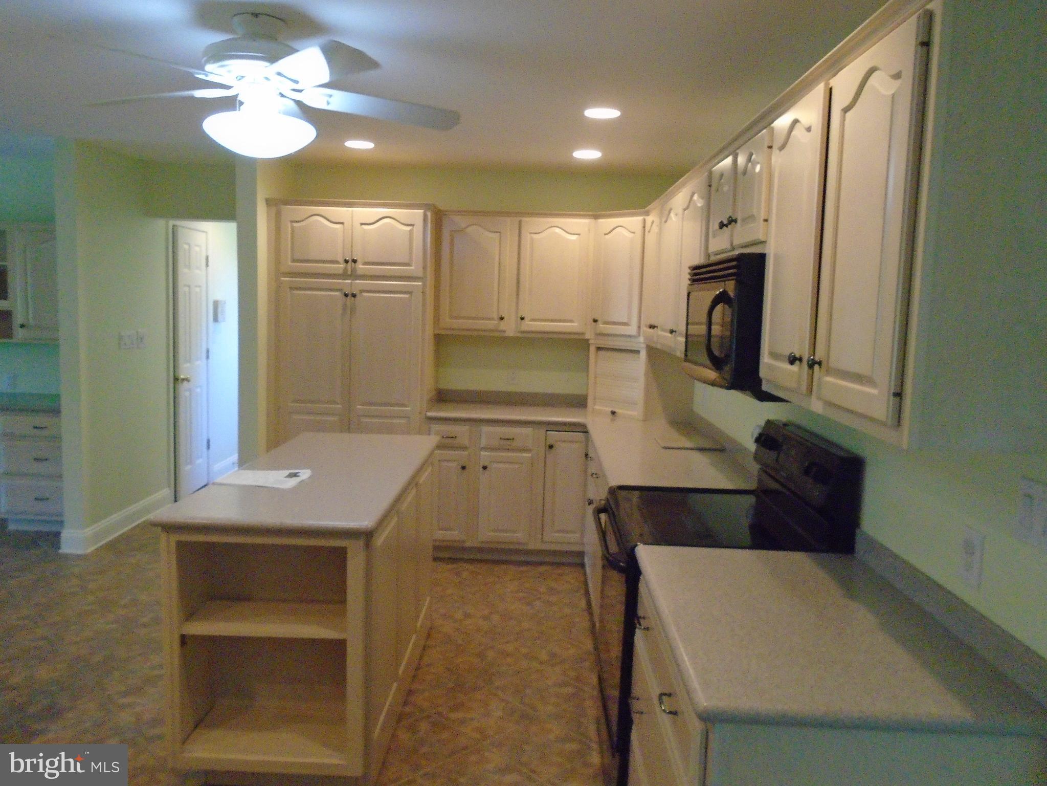 241 French Road Shenandoah Junction, WV 25442 - Photo 7 of 35 Kitchen