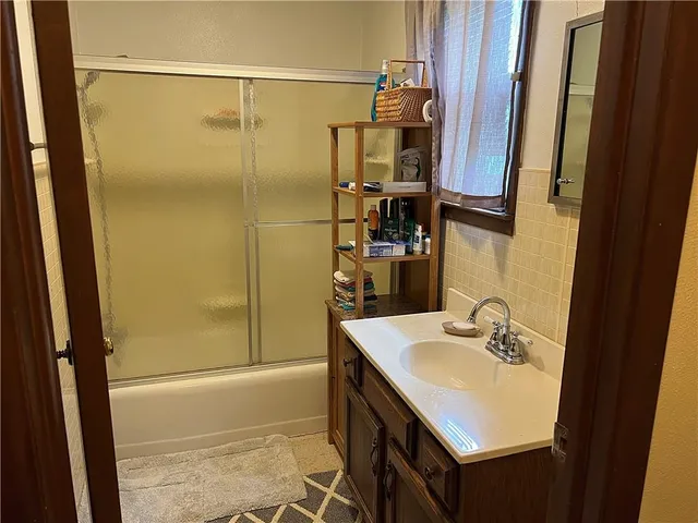 $300,000 | 510 Northwest 100th Street, Spickard, MO 64679