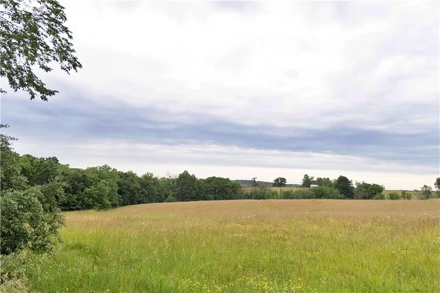 $300,000 | 510 Northwest 100th Street, Spickard, MO 64679