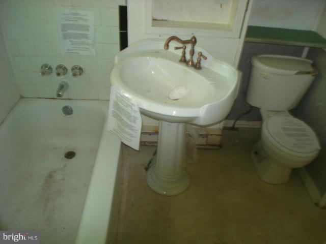 6006 Linganore Road Frederick, MD 21701 - Photo 13 of 16 Bath