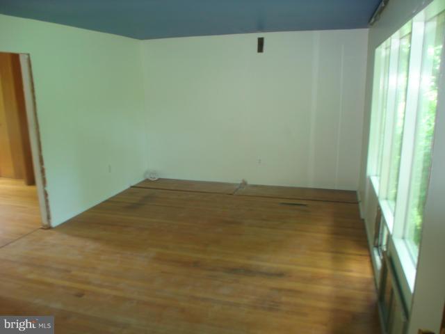 6006 Linganore Road Frederick, MD 21701 - Photo 15 of 16 Bedroom