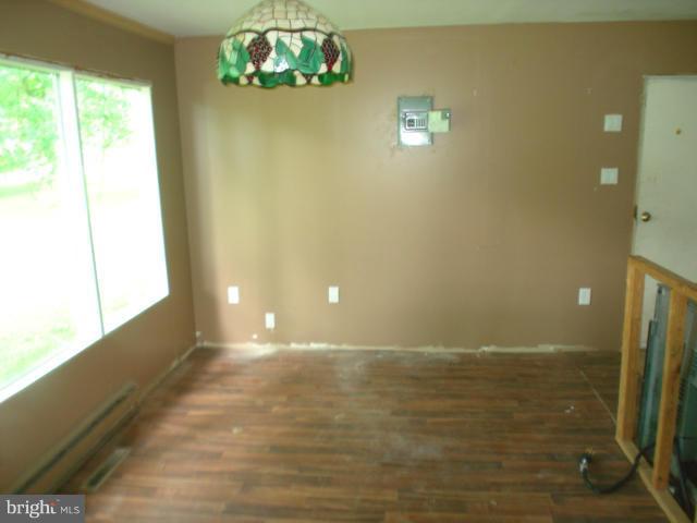 6006 Linganore Road Frederick, MD 21701 - Photo 7 of 16 Dining Room