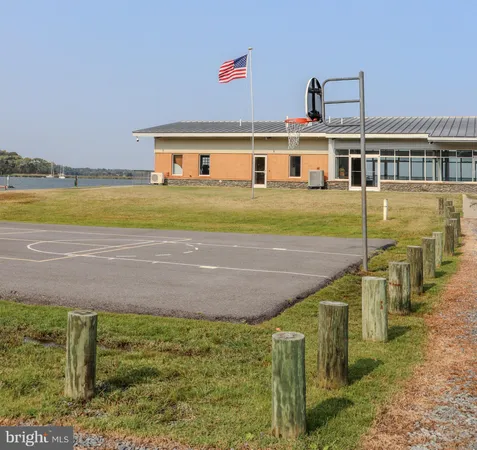 $499,000 | 3762 Beach Dr Boulevard, Edgewater, MD 21037