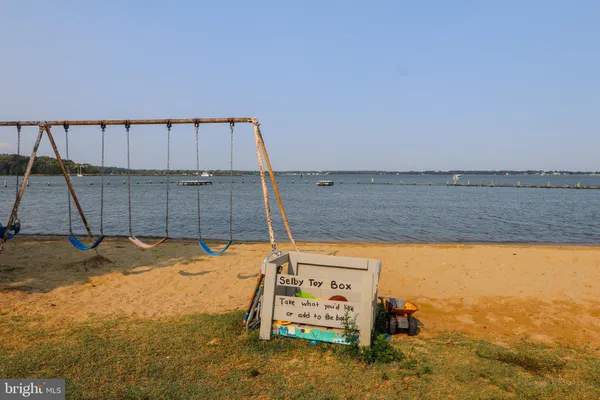 $499,000 | 3762 Beach Dr Boulevard, Edgewater, MD 21037