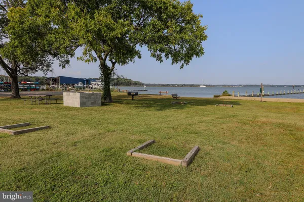 $499,000 | 3762 Beach Dr Boulevard, Edgewater, MD 21037