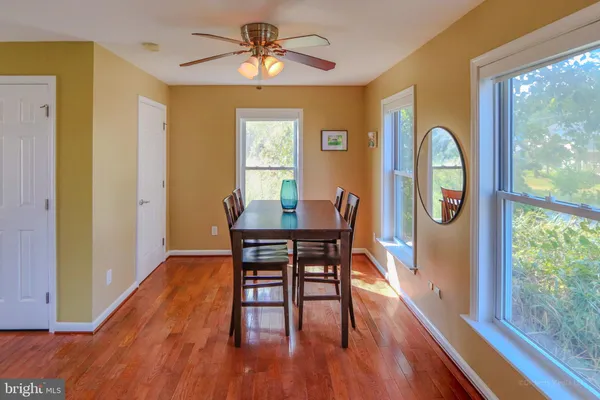 $499,000 | 3762 Beach Dr Boulevard, Edgewater, MD 21037