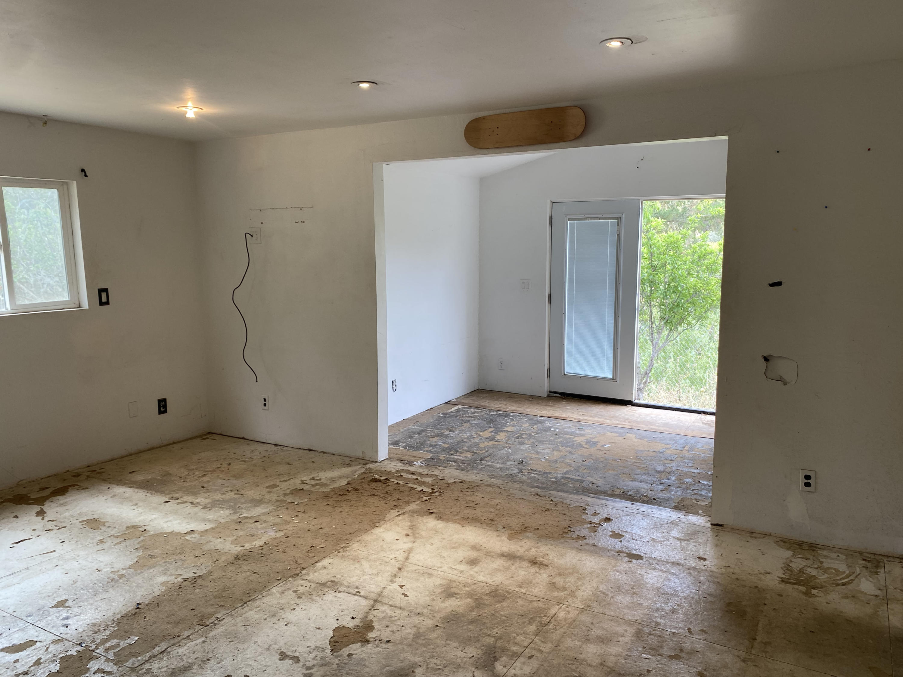 1041 Palomino Road Santa Barbara, CA 93105 - Photo 18 of 27 Master Bedroom