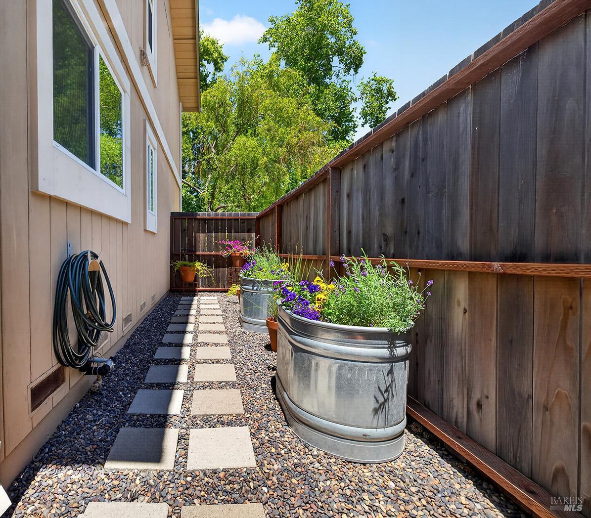 1428 Gold Way Rohnert Park, CA 94928 - Photo 42 of 45