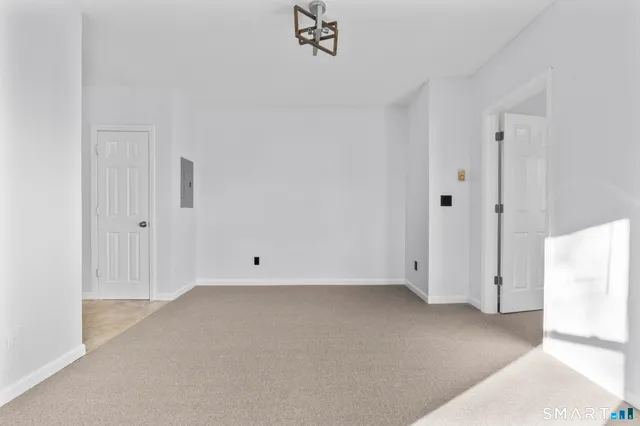 $1,175 | 1380 Bank Street, Waterbury, CT 06708