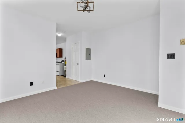 $1,175 | 1380 Bank Street, Waterbury, CT 06708