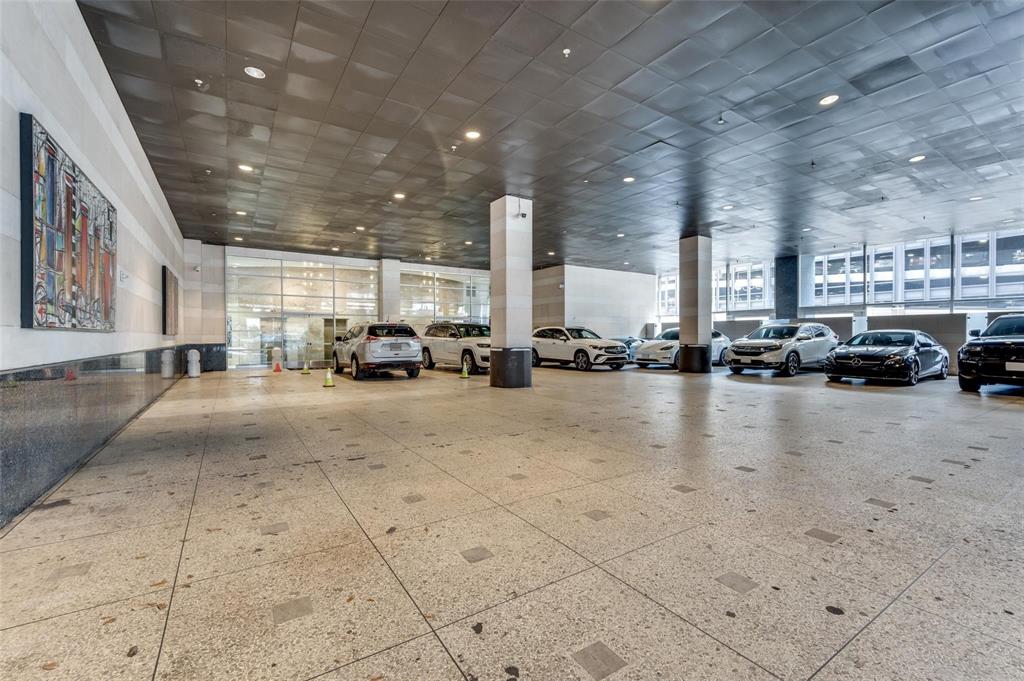 1505 Elm Street, Unit 404 Dallas, TX 75201 - Photo 37 of 40