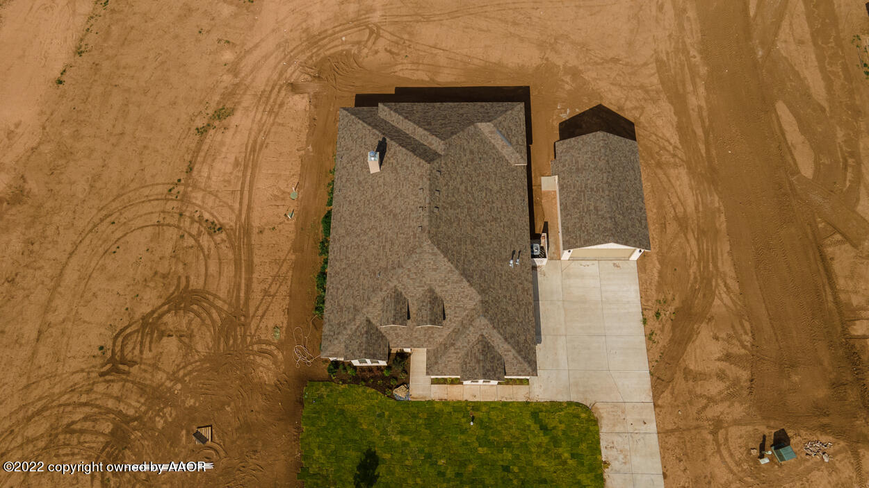 2600 Daybreak Lane Amarillo, TX 79124 - Photo 3 of 36 view of a bathroom with shower