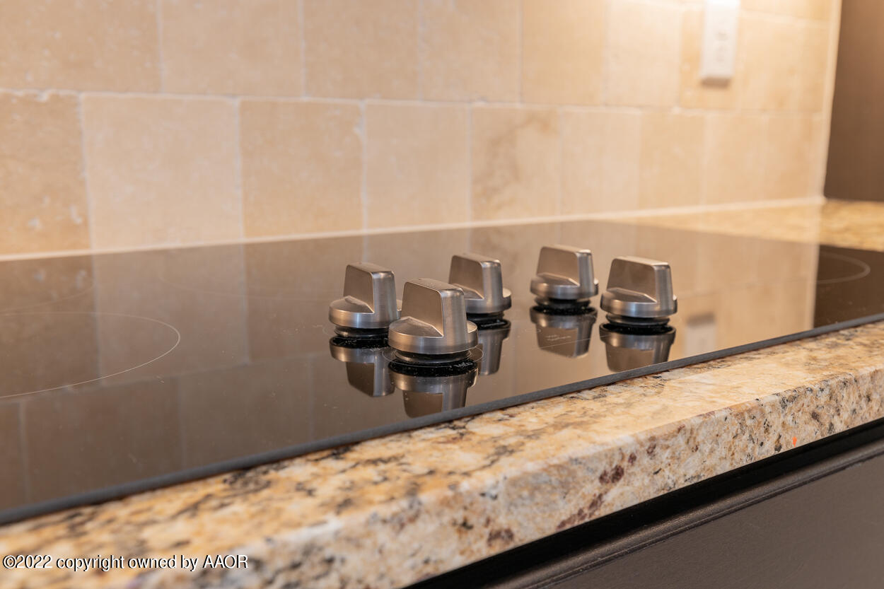 2600 Daybreak Lane Amarillo, TX 79124 - Photo 10 of 36 a close view of sink and tap