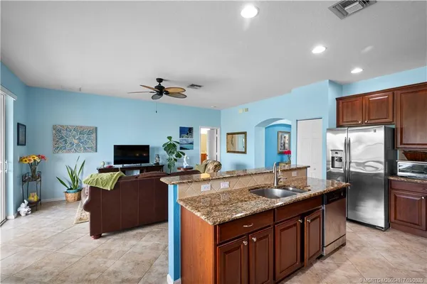 $3,200 | 691 Southwest Glen Crest Way, Stuart, FL 34997