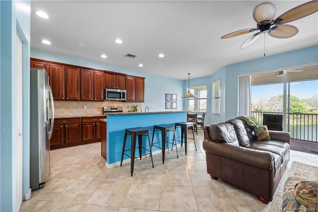691 Southwest Glen Crest Way Stuart, FL 34997 - Photo 16 of 47