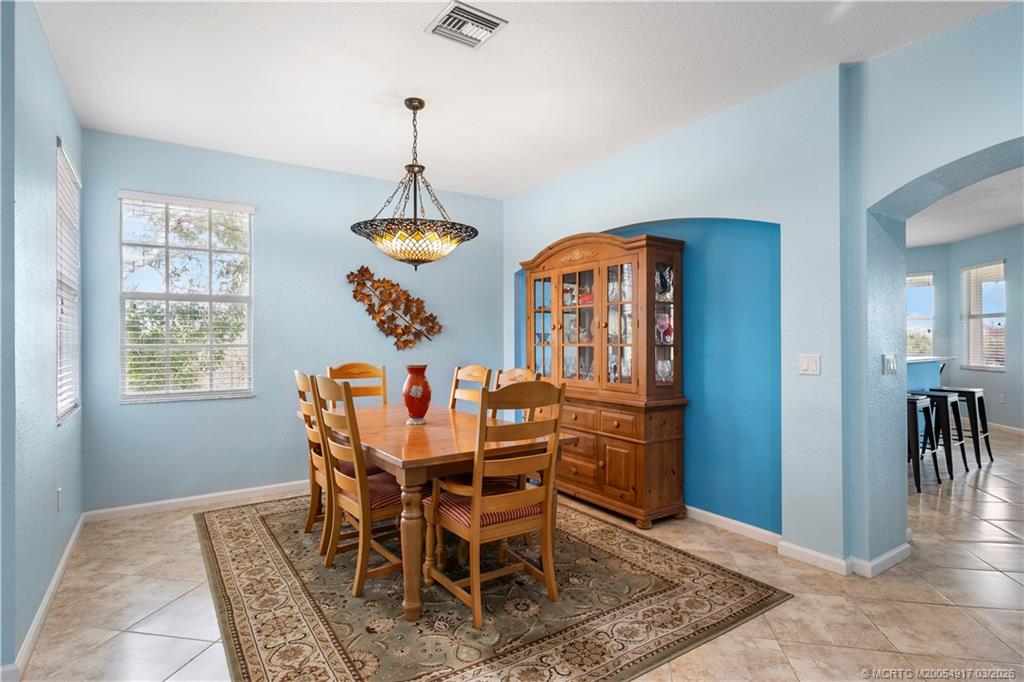 691 Southwest Glen Crest Way Stuart, FL 34997 - Photo 7 of 47