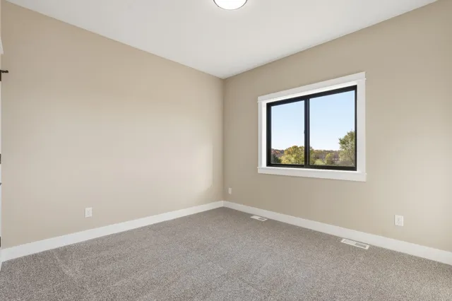 $825,000 | 1432 East Oaks Trail, Houlton, WI 54082