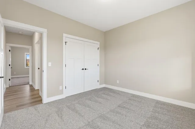 $825,000 | 1432 East Oaks Trail, Houlton, WI 54082