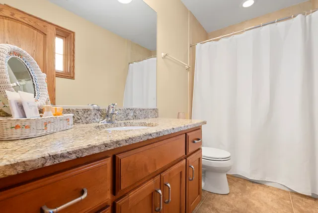 $769,900 | 15549 Julies Way, Orland Park, IL 60462