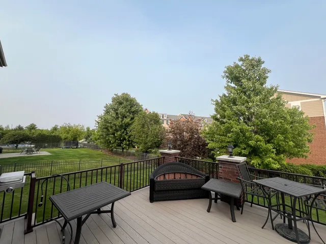 $769,900 | 15549 Julies Way, Orland Park, IL 60462