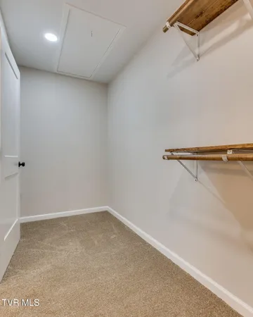 $1,900 | 300 Robin Hood Lane, Unit 17, Church Hill, TN 37642
