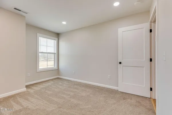 $1,900 | 300 Robin Hood Lane, Unit 17, Church Hill, TN 37642