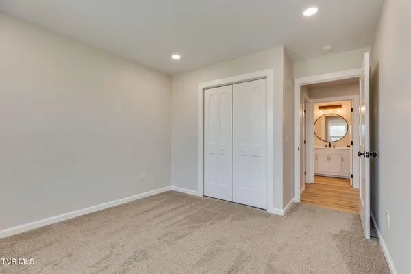 $1,900 | 300 Robin Hood Lane, Unit 17, Church Hill, TN 37642