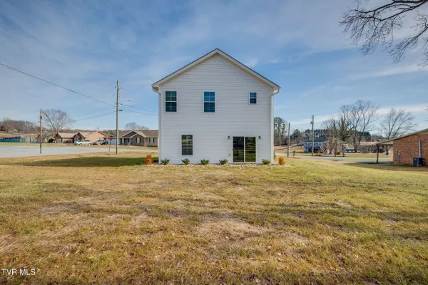 $1,900 | 300 Robin Hood Lane, Unit 17, Church Hill, TN 37642