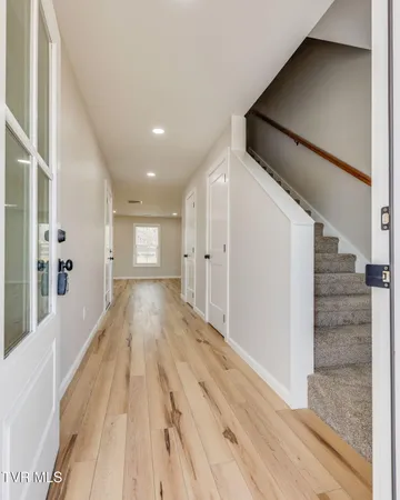 $1,900 | 300 Robin Hood Lane, Unit 17, Church Hill, TN 37642