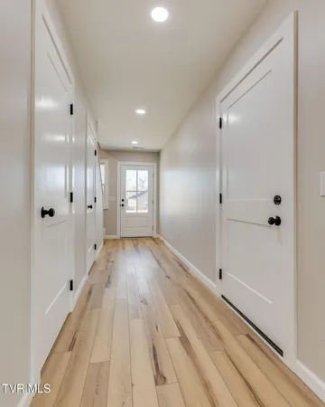 $1,900 | 300 Robin Hood Lane, Unit 17, Church Hill, TN 37642