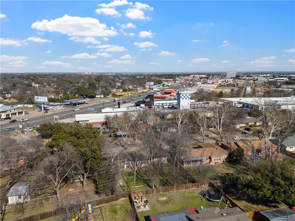 942 Longfellow Drive Waco, TX 76710 - Photo 34 of 38 a view of a city